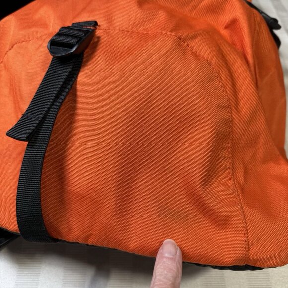 VTG GAP Sling Bag Backpack ORANGE Crossbody Shoulder Tactical Gorpcore Y2K EUC - Picture 11 of 11